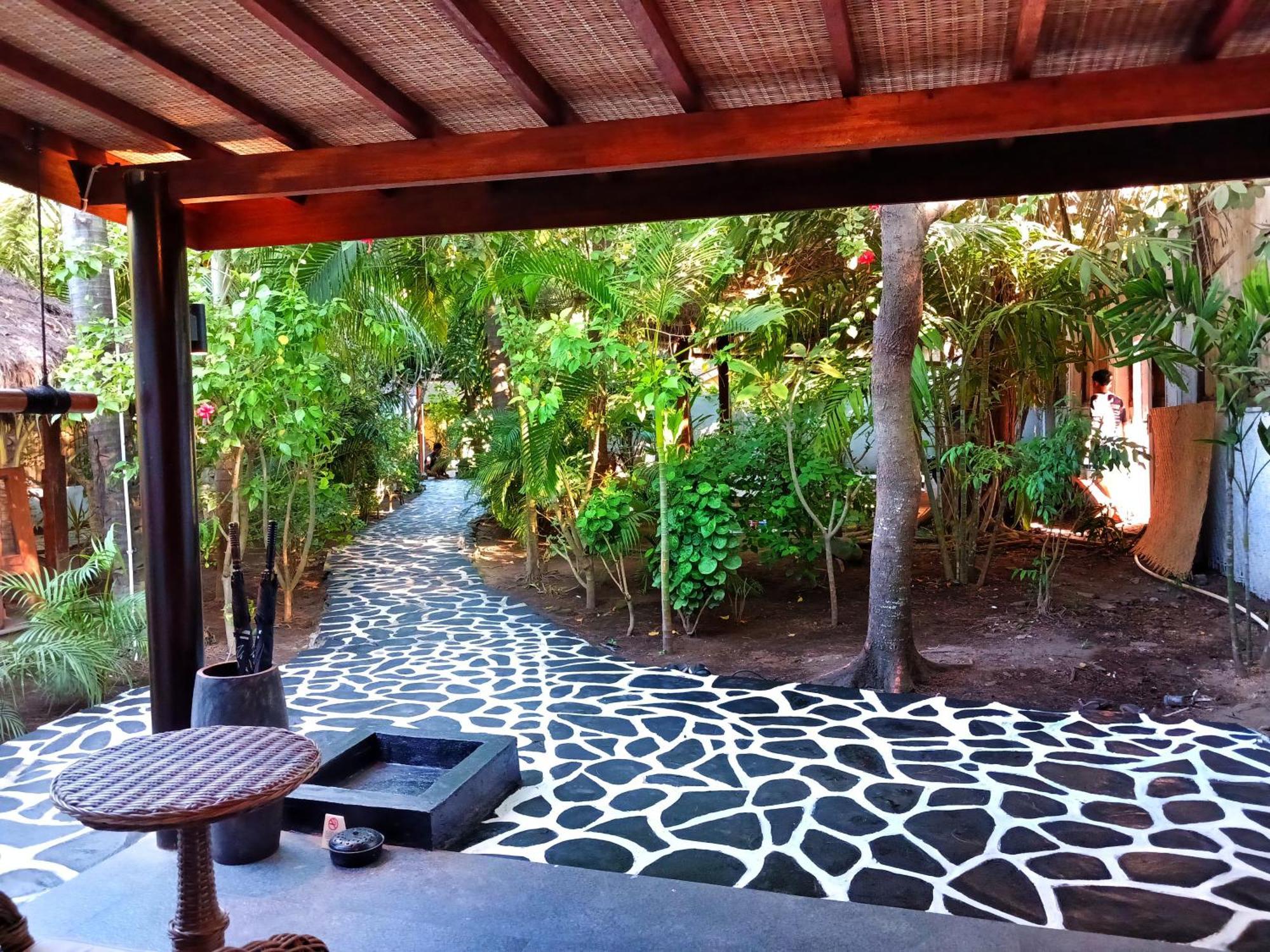 Scallywags Beach Club Gili Air Exteriér fotografie